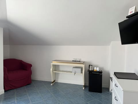 Superior Room, Balcony, Lake View | Down comforters, memory foam beds, minibar, in-room safe