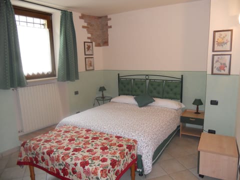 Romantic Double Room | In-room safe, individually decorated, individually furnished, desk