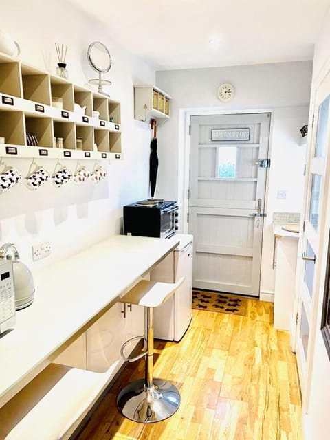 Apartment, Ensuite, Garden View (Room4 - Self contained)