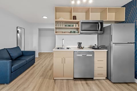 Suite, 1 King Bed with Sofa bed, Non Smoking | Egyptian cotton sheets, premium bedding, down comforters, pillowtop beds