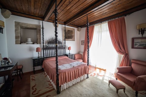 Classic Double or Twin Room | Individually decorated, individually furnished, desk, soundproofing