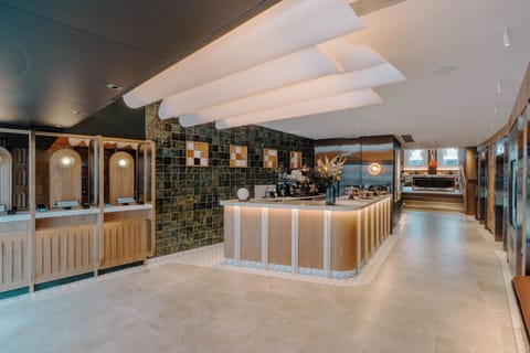 Coffee shop
