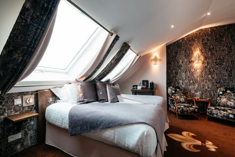 Double Room, Terrace (Prestige) | Premium bedding, pillowtop beds, in-room safe, individually decorated