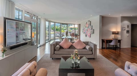 Penthouse (for maximum 6 Persons) | Living area | Flat-screen TV