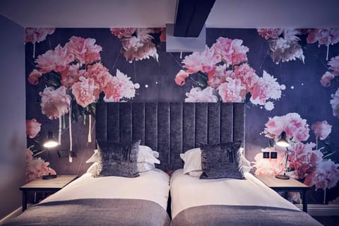 Desk, blackout drapes, iron/ironing board, free WiFi