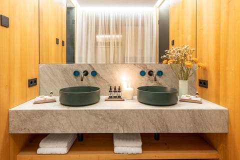 Bathrobes, slippers, towels