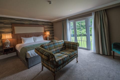 Executive Room, 1 King Bed | Garden view