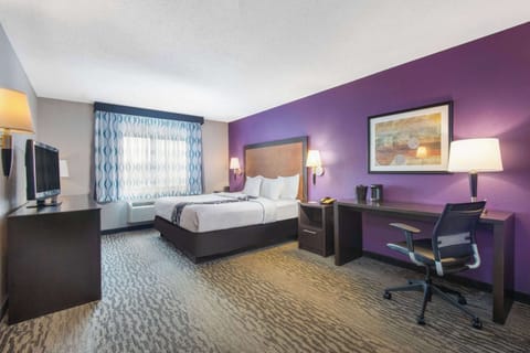 Premium bedding, pillowtop beds, in-room safe, desk