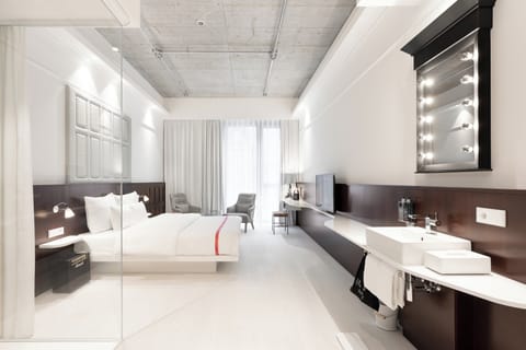 Loft Room | Bathroom | Shower, rainfall showerhead, designer toiletries, hair dryer