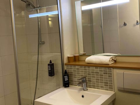 Premium bedding, pillowtop beds, in-room safe, desk