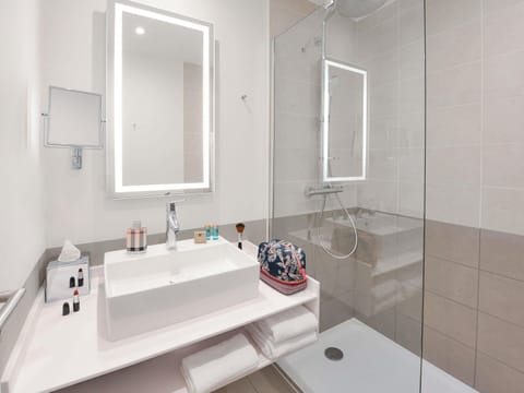 Premium bedding, minibar, in-room safe, individually decorated