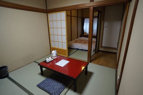 In-room safe, free WiFi