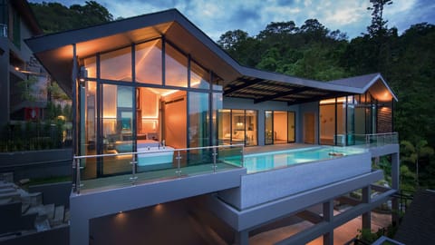 Villa, 2 Bedrooms, Sea View | In-room safe, desk, laptop workspace, blackout drapes