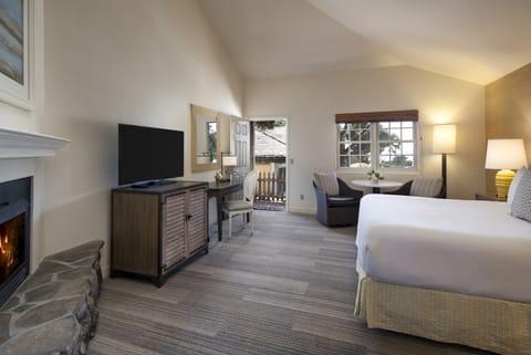 Premium bedding, down comforters, pillowtop beds, desk