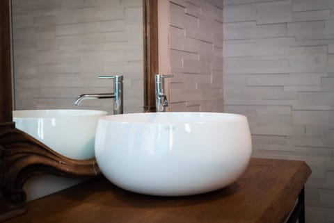 Free toiletries, hair dryer, bathrobes, bidet