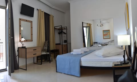 Pillowtop beds, in-room safe, individually decorated