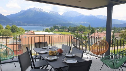 Exclusive Apartment, Ensuite, Lake View (4 Etoiles) | Exterior