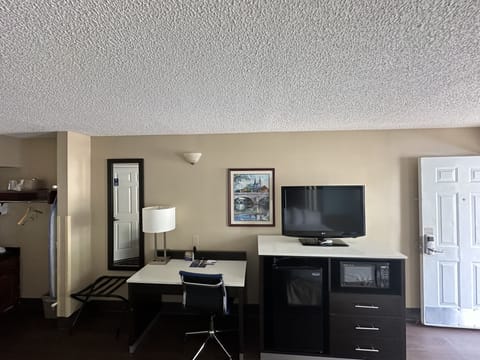 Room, 2 Double Beds, Non Smoking | Iron/ironing board, free WiFi, bed sheets