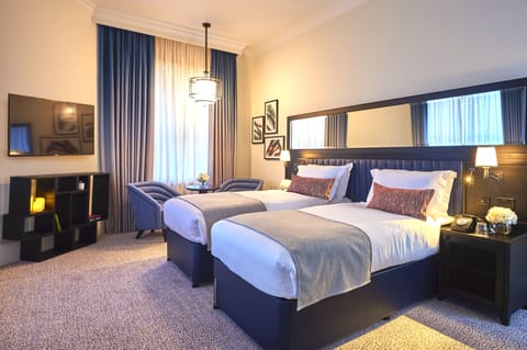 Hypo-allergenic bedding, in-room safe, blackout drapes, soundproofing