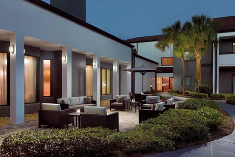 Breakfast and dinner served, American cuisine