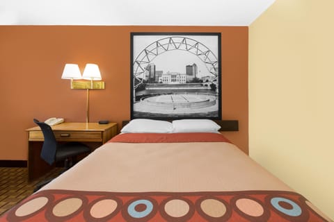 Desk, free cribs/infant beds, rollaway beds, free WiFi