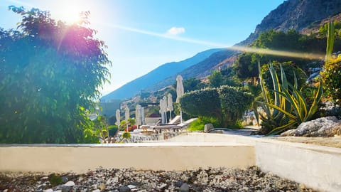 Studio, 1 Bedroom, Smoking, Balcony | Sundeck