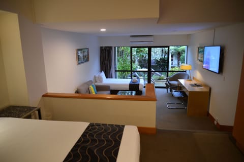 Superior Room | In-room safe, desk, iron/ironing board, free WiFi