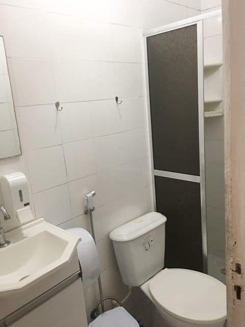 Basic Double or Twin Room | Bathroom | Shower, towels