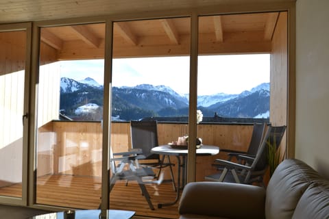Family Apartment (Ferienwohnung Panorama) | Balcony view