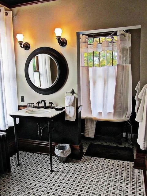 Mansion King Suite | Bathroom sink