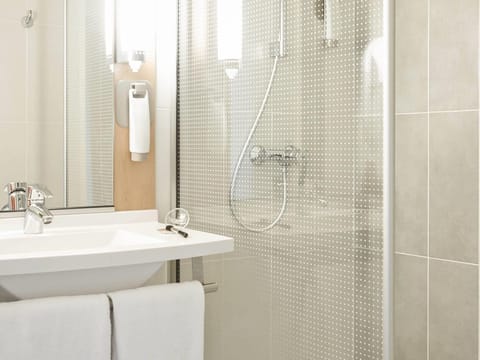 Premium bedding, desk, soundproofing, iron/ironing board