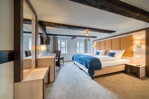 Economy Double Room | Desk, free WiFi, bed sheets