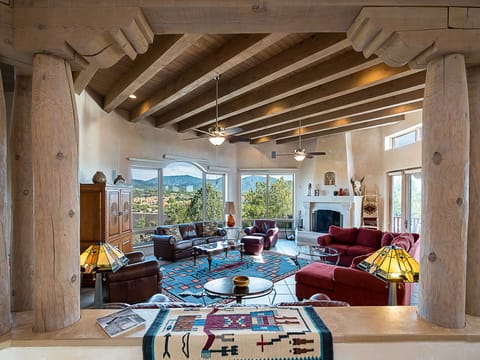 House (5 Bedrooms) | Property amenity