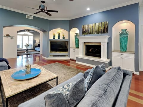 Studio (5 Bedrooms) | Property amenity
