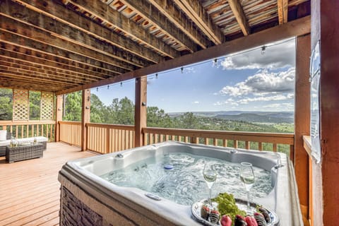 Studio (3 Bedrooms) | Property amenity