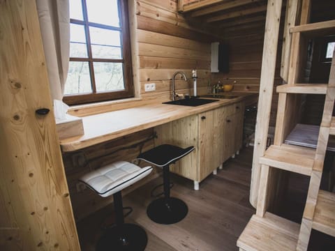 Chalet | Private kitchen | Microwave