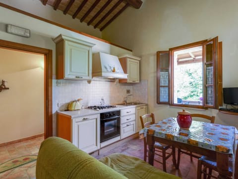 Apartment | Private kitchen | Highchair