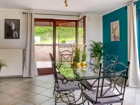 Villa | Dining