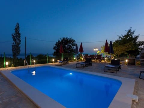Villa | Pool | Indoor pool, outdoor pool