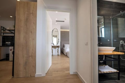 Suite, 2 Bedrooms, Terrace, Sea View | Bathroom | Shower, free toiletries, hair dryer, bathrobes