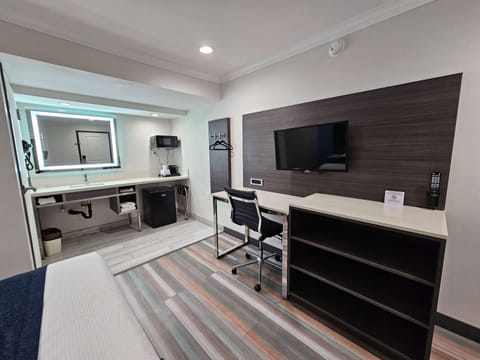 Desk, free WiFi, bed sheets