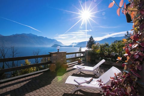 Family Apartment, Multiple Bedrooms, Mountainside (Veranda di Menaggio) | Terrace/patio