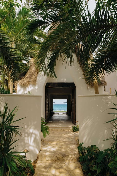 Villa (Maroma) | Premium bedding, down comforters, minibar, in-room safe