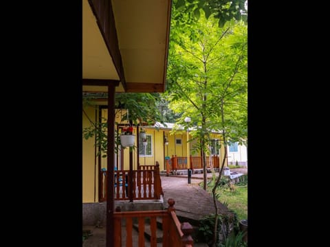 Bungalow, 1 Bedroom, Smoking, Balcony | Exterior