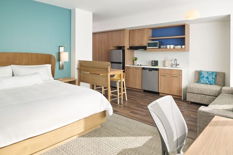 Egyptian cotton sheets, premium bedding, pillowtop beds, in-room safe