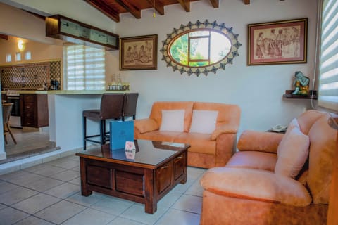 Grand Suite La Casita | Egyptian cotton sheets, premium bedding, down comforters, pillowtop beds