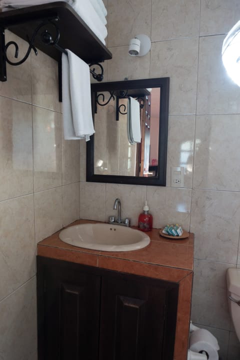 Family Room, Pool View (Helechos 2) | Bathroom | Heated floors, towels, soap, toilet paper