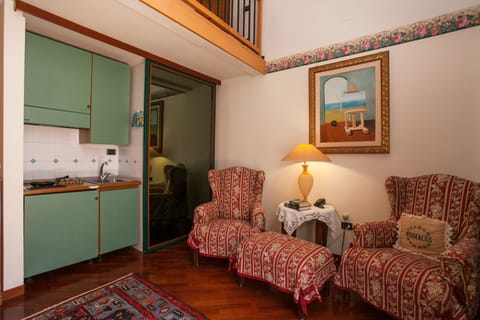 Studio, Kitchenette, City View | Minibar, in-room safe, desk, free WiFi