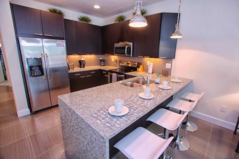 Apartment (1527 Dream) | Private kitchen