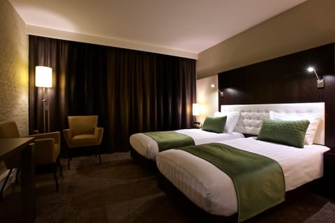 Superior Double or Twin Room, 1 Bedroom | Premium bedding, down comforters, minibar, in-room safe